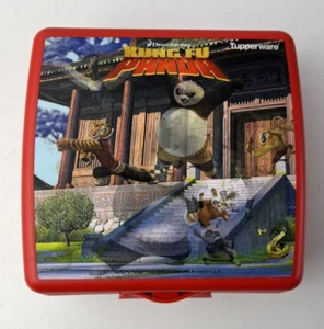Tupperware Kung Fu Panda Hologram Red Square Lunch Sandwich Box 3752A-1 - Picture 1 of 10
