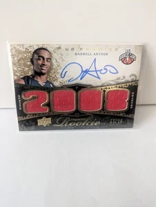 2008-09 UD Premier - Premier Rookie Autograph Materials Darrell Arthur #'d / 75 - Picture 1 of 2