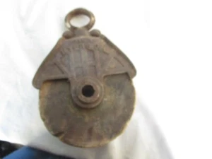 Antique Cast Iron Myers OK Barn Rope Pulley H 311 318 Rustic Hay Barn Primitive - Picture 1 of 11