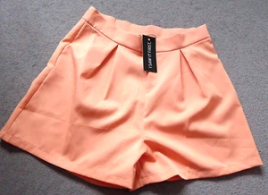 I saw it first High Waist Shorts koralle Gr. 12 - Bild 1 von 4