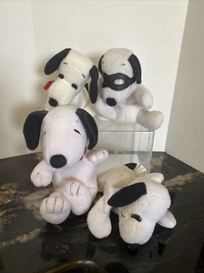 D 4 Vintage Peanuts Snoopy Various Bean Plush Stuffed Animal Doll - Picture 1 of 9