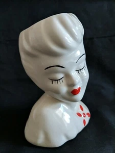 Vintage 1950’s Porcelain Head Vase Lady Cream Red & Black 4x2.5x5 - Picture 1 of 9