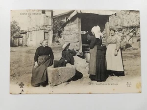 CPA - 56 - LORIENT - Les Potins du Village. - Imagen 1 de 2