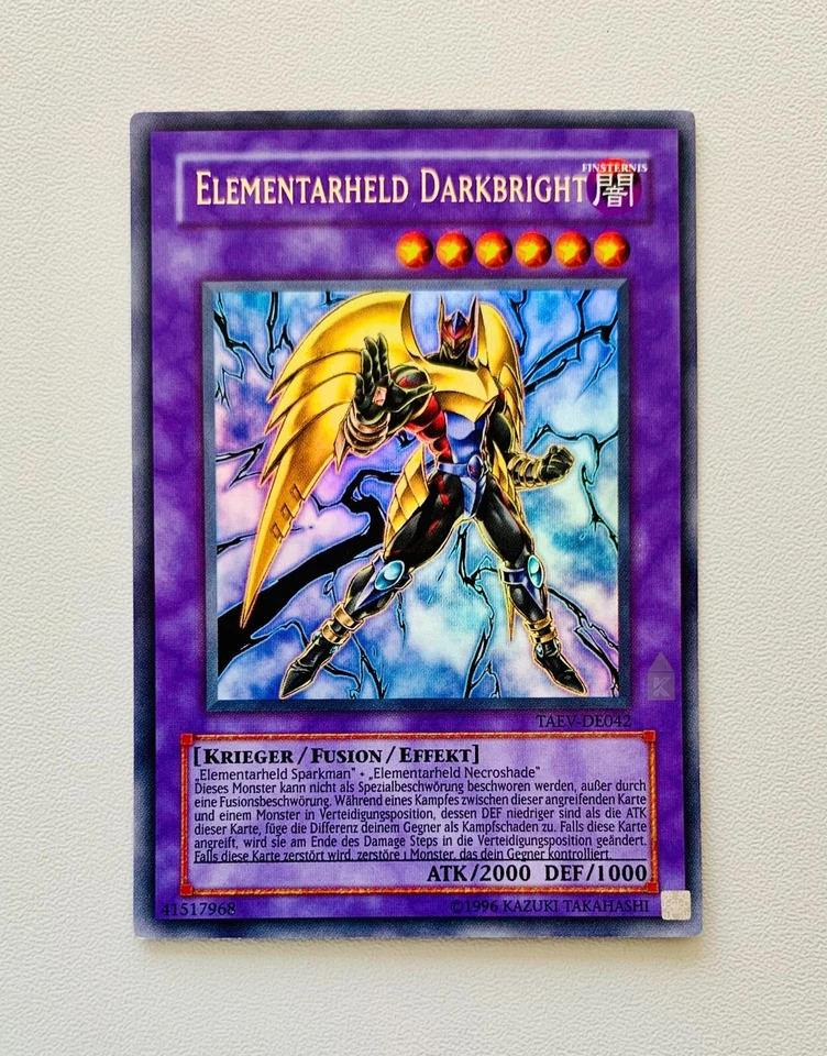 Yu-Gi-Oh! Elementar-HELD Darkbright TAEV-DE042 V1 Ultra Rare Near Mint deutsch - Bild 1 von 1