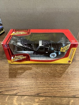 Johnny Lightning WHITE LIGHTNING ‘70 Pontiac Firebird Trans Am 1:24  RARE - Image 1 of 4