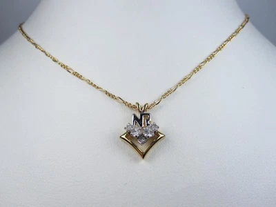 Colgante enchapado en oro Nina Ricci con cristales de Swarovski y logotipo sin precio base 16-18" - 8012 Foto 1 de 3