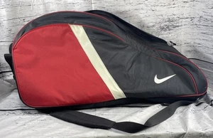 Mochila de tenis Nike BA2241 080 negra y roja bolsa de viaje de hombro estuche EXCELENTE - Imagen 1 de 7