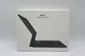 NEW Apple Magic Keyboard for iPad Pro 11 Inch 4TH GENERATION MXQT2LL/A A2261. - Picture 1 of 3
