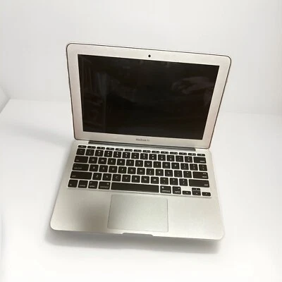 Apple MacBook Air 11" Foto 1 de 3