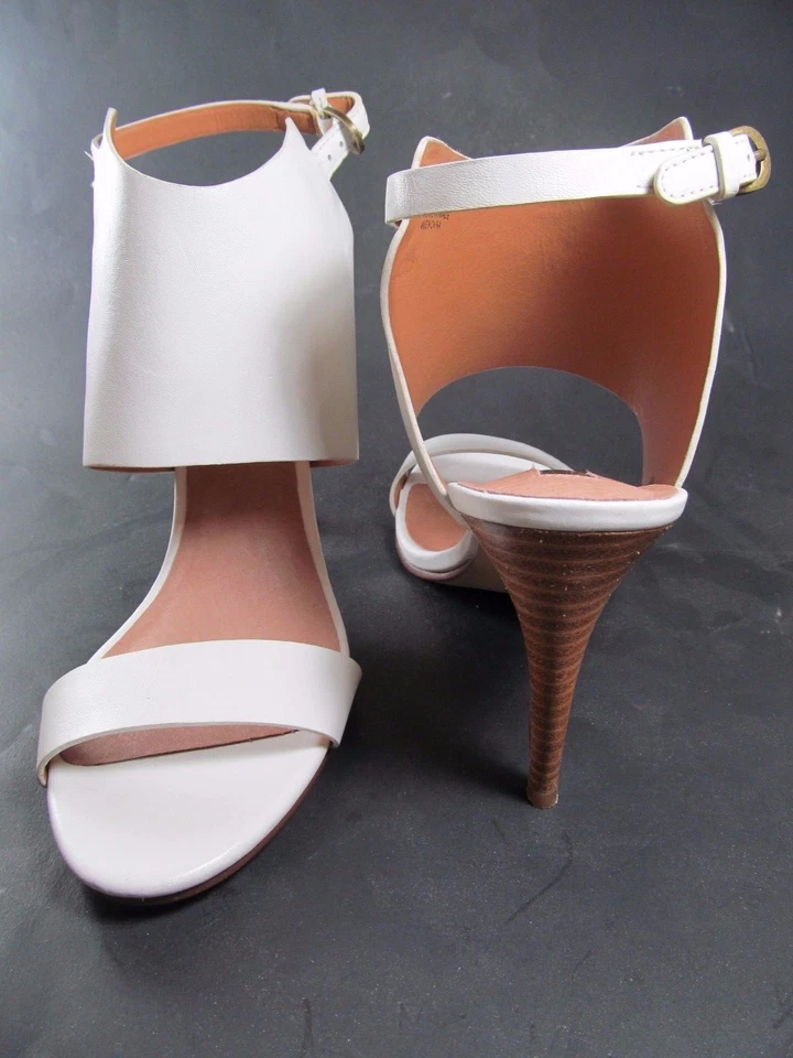 Halogen 7.5 M Beige Leather Heels Wide Ankle Strap Open Back 4" heel - Image 1 of 1