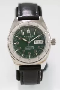 Fossil Defender Herrenuhr Edelstahl Leder schwarz 100m Tag Datum grün Quarz - Bild 1 von 6