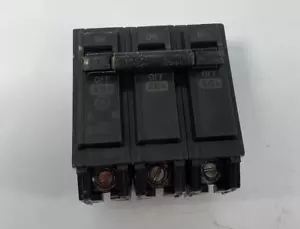 THQL32040 GE 3P 40A 240V (2 YEAR WARRANTY) - Picture 1 of 1