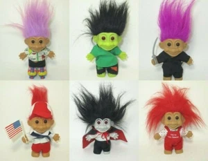 Muñecas Troll Russ Berrie de Colección {LISTADO MÚLTIPLE} Patines Halloween Patriótico Ninja - Imagen 1 de 9