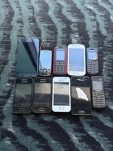 Job Lot 178 - 10x Untested Mixed Samsung Faulty Mobile Phones Spares Repairs - Photo 1 sur 2