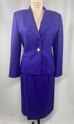 Mujeres Vintage Falda Traje TALLA 8 PEQUEÑO Púrpura Lana OLEG CASSINI Clásico Años 80 90 Foto 1 de 4