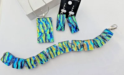 Pingente, brincos, pulseira de vidro dicróico fundido multicolorido azul artesanal - Imagem 1 de 3