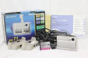 Return Sony SONY Cyber shot DSC T1 3x Compact Digital Camera with Battery C - Picture 1 of 7