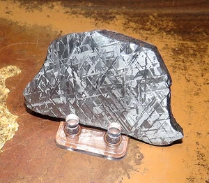 123 GM  ETCHED GIBEON IRON METEORITE  SLICE  MUSEUM  GDE RING NAMIBIA AFRICA JAL - Picture 1 of 6