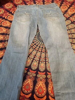 Daisy Fuentes Woman's size 12 Jeans - Image 1 of 4