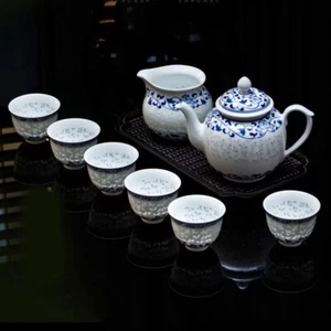 Juego de té boutique tetera de porcelana azul y blanco jarra tazas de té a juego nuevo - Imagen 1 de 12