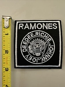 Ramones (Embroidered Iron on patch) Punk/Rock/Metal/Music/Art - Picture 1 of 3