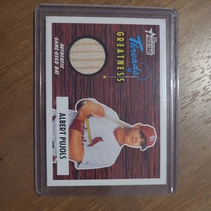 2003 Albert Pujols Bowman Heritage “Threads of Greatness”Game Used Bat Swatch - Picture 1 of 4