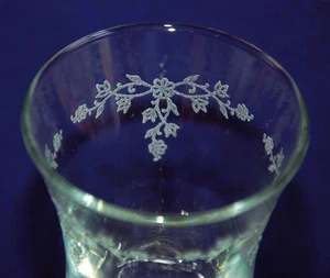 HOMCO Home Interiors ~ Floral Garland ~ Peg Votive Candle Holder ~ Clear Glass - Picture 1 of 4