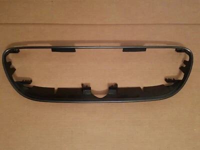 Parachoques delantero para Nissan Máxima SE 2000-2001 moldura moldura envolvente Foto 1 de 4