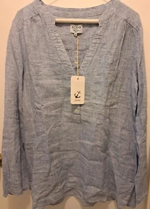 Hiho Tortola BVI Size M Light Blue V-Neck Button Up Tunic - Picture 1 of 4