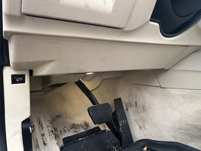 Driver Left Air Bag Sedan Driver Knee Fits 12-18 BMW 320i 185878 Foto 1 de 4