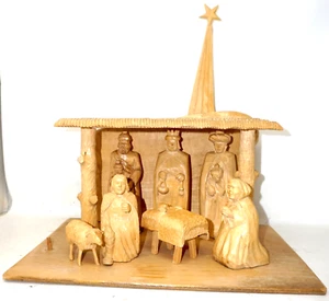 Krippe Krippenfiguren geschnitzte Figuren Weihnachtskrippe Holz DDR Erzgebirge / - Bild 1 von 21
