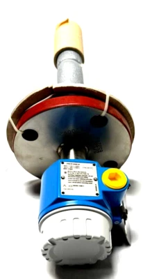 Endress Hauser Liquiphant M Vibronic Point Level Limit Switch FTL51C-RAEMCM4E5AA - Image 1 of 4