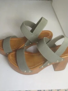 Mia scarpa donna tacco plateau tg. 6 verde salvia - Foto 1 di 16