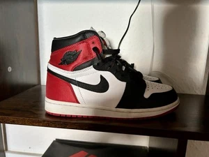 Air Jordan 1 Retro High Satin Black Toe Size 41 - Bild 1 von 5