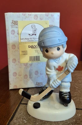 Precious Moments 549975 "Let's Keep Our EyesOn The Goal" Figurine - Image 1 of 4