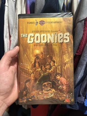 The Goonies (VHS, 1997, Clam Shell) - Image 1 of 2