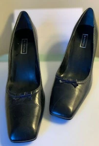 Women's Dress Shoes Size 8.5  / 3.5" Heel Black M Patrick Dress Shoes 3.5" Heel - Picture 1 of 6