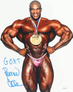 Ronnie Coleman Signed (JSA) 8x10 Photo Inscribed "GOAT" - Foto 1 di 2