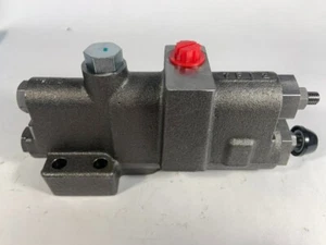 Eaton Vickers Pressure Flow Compensator - Picture 1 of 8