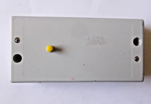 Schaltdecoder Viessmann, DCC, mit Relaisausgängen, gebraucht - Bild 1 von 2