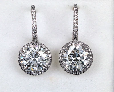 $480000 Pendientes colgantes colgantes de halo de diamantes redondos de oro blanco de 18 k GIA 10,04 quilates J VS2 Foto 1 de 4