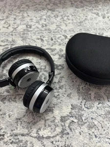 GENUINE MERCEDES S Class E Class Wireless Headphones Headset OEM - Picture 1 of 7