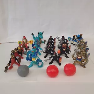 1994 Fisher Price Great Adventures lot (Ice Bridgade,Lion Knights,dragon knight) - Picture 1 of 20