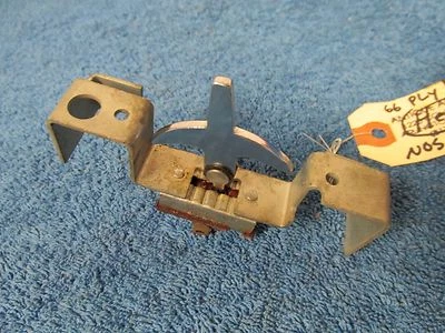 Interruptor soplador calentador Plymouth Fury 1966 nos Mopar 1215 Foto 1 de 3