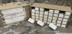 Kit 80 Quarzi Scatola originale del 1954 per TX BC-604 - Foto 1 di 1
