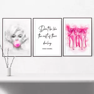 Set di 3 stampe moda poster acquerello arte camera da letto spogliatoio trucco rosa - Foto 1 di 5