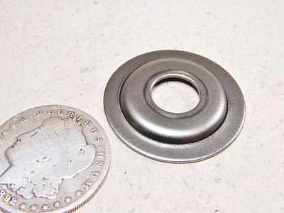 79 SUZUKI DS185 KICKSTART RETURN SPRING HOLDER WASHER - Image 1 of 4