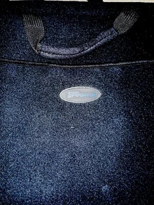 Targus 17" Laptop Sling Bag - Picture 1 of 3