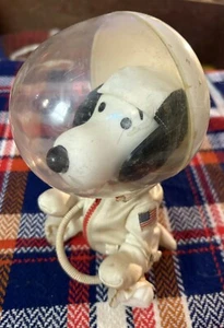 Vintage Snoopy Astronaut United Features Syndicate 1969 Missing Blue Box - Picture 1 of 14
