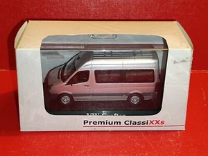 VOLKSWAGEN CRAFTER gris mini-bus 1/43 PREMIUM CLASSIXXs - Foto 1 di 5